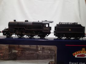 OO scale Bachmann 32-176 Crab, 42765, Black Early Crest, in very good condition, missing cab