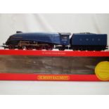 OO scale Hornby R528, class A4, Sir Nigel Gresley 4498, LNER Blue, preserved Livery, in excellent