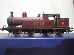 OO scale Bachmann 31-168, Lanc and York tank, 2.4.2, LMS Crimson, in near mint condition, no