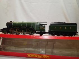 OO scale Hornby R042 class A3, Royal Lancer, 4476, L.N.E.R Green, in excellent condition, no