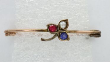 Victorian 9ct gold brooch set with seed pearl and blue and pink tourmaline, one stone loose,. L: