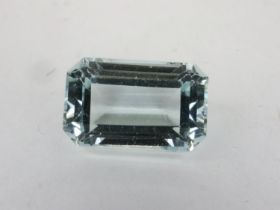 Natural emerald cut loose aquamarine stone: 1.50ct. UK P&P Group 1 (£16+VAT for the first lot and £