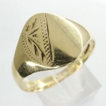 9ct gold signet ring, size V, 3.2g. UK P&P Group 0 (£6+VAT for the first lot and £1+VAT for