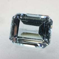 Natural emerald cut loose aquamarine stone: 1.73ct. UK P&P Group 1 (£16+VAT for the first lot and £