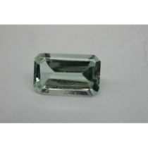 Natural emerald cut loose aquamarine stone: 2.61ct. UK P&P Group 1 (£16+VAT for the first lot and £