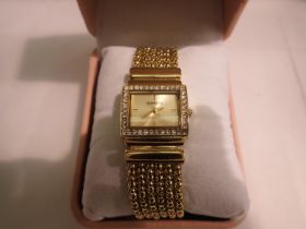 Cosmopolitan quartz ladies wristwatch. Working at lotting up. UK P&P Group 1 (£16+VAT for the