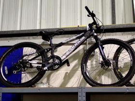 Shogun Gatecrasher 200 mountain bike 21 speed 18 inch frame. Not available for in-house P&P