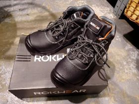 Pair of Rokwear boots, size 5. Not available for in-house P&P