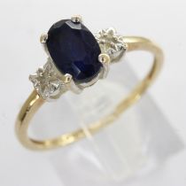 9ct gold trilogy ring set with sapphire and diamonds, size N, 1.3g. UK P&P Group 0 (£6+VAT for the