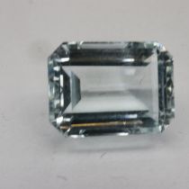 Natural emerald cut loose aquamarine stone: 1.73ct. UK P&P Group 1 (£16+VAT for the first lot and £