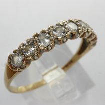 9ct gold ring set with cubic zirconia, size R, 1.6g. UK P&P Group 0 (£6+VAT for the first lot and £