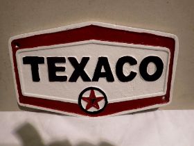 Cast iron hexagonal Texaco plaque, W: 20cm. UK P&P Group 1 (£16+VAT for the first lot and £2+VAT for