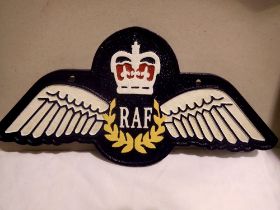 Cast iron RAF Wings plaque, W: 35cm. UK P&P Group 1 (£16+VAT for the first lot and £2+VAT for