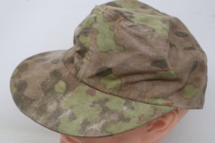Third Reich Waffen SS Tarnmütze reversible camouflage cap. UK P&P Group 2 (£20+VAT for the first lot