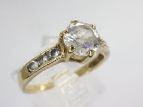 9ct gold solitaire ring set with cubic zirconia, size M, 2.1g. UK P&P Group 0 (£6+VAT for the