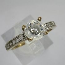 9ct gold solitaire ring set with cubic zirconia, size N, 1.9g. UK P&P Group 0 (£6+VAT for the