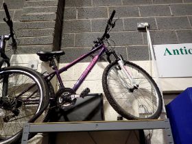 Integer ladies bike, 18 speed, 16" frame. Not available for in-house P&P