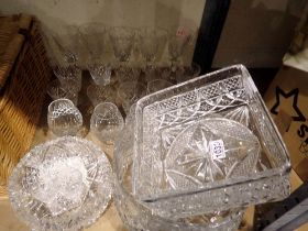 Mixed crystal including Royal Doulton champagne flutes. Not available for in-house P&P