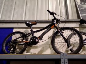 Giant XTC 3R 2C boys bike, 12" frame. Not available for in-house P&P