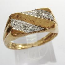 9ct gold signet ring set with diamonds, size U, 3.8g. UK P&P Group 0 (£6+VAT for the first lot