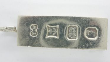 Hallmarked silver ingot pendant, H: 60 mm, 32g. UK P&P Group 1 (£16+VAT for the first lot and £2+VAT