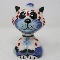 Lorna Bailey cat, Tad, no chips or cracks, H: 13 cm. UK P&P Group 1 (£16+VAT for the first lot