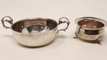 Two hallmarked silver pots, Birmingham assay, 83g. UK P&P Group 1 (£16+VAT for the first lot and £