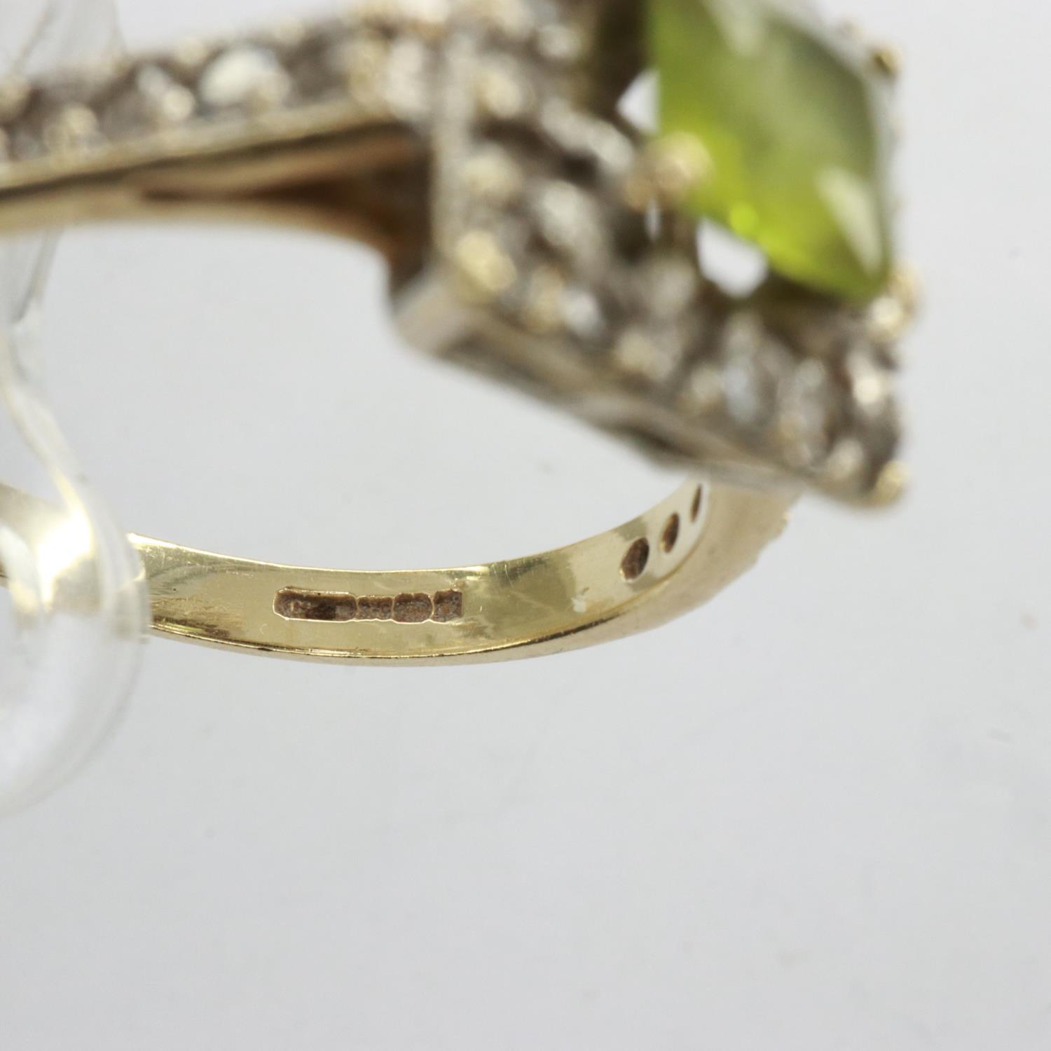 9ct gold cluster ring set with peridot and cubic zirconia, size M, 2.5g. UK P&P Group 0 (£6+VAT - Image 3 of 3