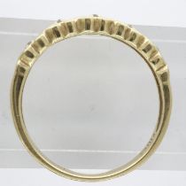 9ct gold twist ring set with diamonds, size N, 1.8g. UK P&P Group 0 (£6+VAT for the first lot and £