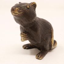 Bronze figurine of a mouse, H: 80 mm. UK P&P Group 1 (£16+VAT for the first lot and £2+VAT for