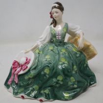 Royal Doulton figurine, Elyse HN2474, no chips or cracks, H: 14 cm. UK P&P Group 2 (£20+VAT for
