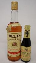 Bottle of Bells whisky and a Hardys silver anniversary 12% bottle of strong ale. UK P&P Group 2 (£