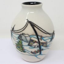 Moorcroft bulbous vase, Home For Christmas, no chips or cracks, H: 15 cm. UK P&P Group 1 (£16+VAT