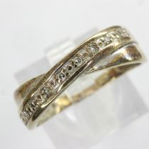 9ct gold crossover ring set with diamonds, size L, 2.1g. UK P&P Group 0 (£6+VAT for the first lot