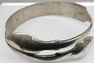 Hallmarked silver spoon bangle, D: 80 mm, 54g. UK P&P Group 1 (£16+VAT for the first lot and £2+