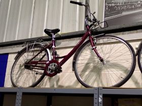 Raleigh Caprice ladies bike. Not available for in-house P&P