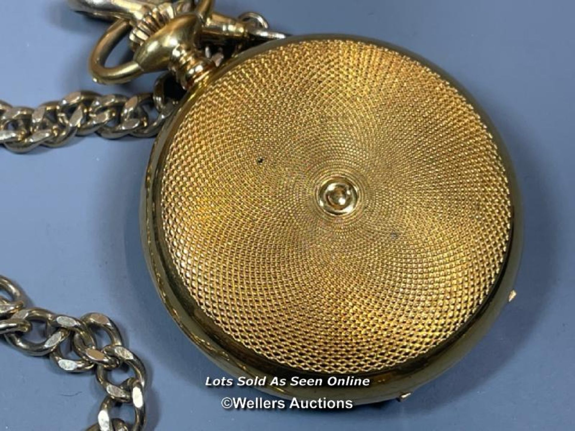 VINTAGE SWISS EMPEROR 17 JEWEL INCABLOC POCKET WATCH & CHAIN, 4CM DIAMETER. IN WORKING ORDER - Bild 4 aus 4