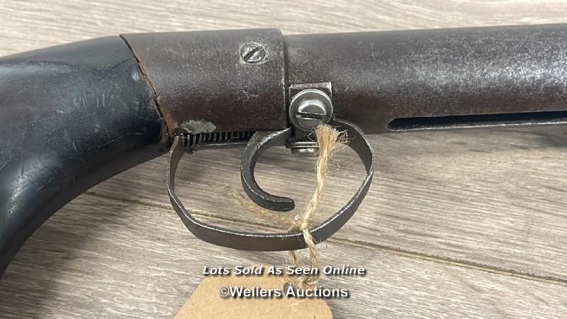 VINTAGE LINCOLN JEFFRIES AIR RIFLE, CALIBRE UNKNOWN, PATENT NO. 8761/0 . STOCK INSCRIPTION READS " - Image 5 of 9