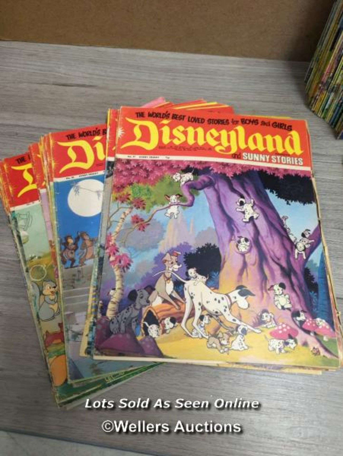 DISNEYLAND WEEKLY MAGAZINES NUMBERS 1 - 164 - Image 2 of 5