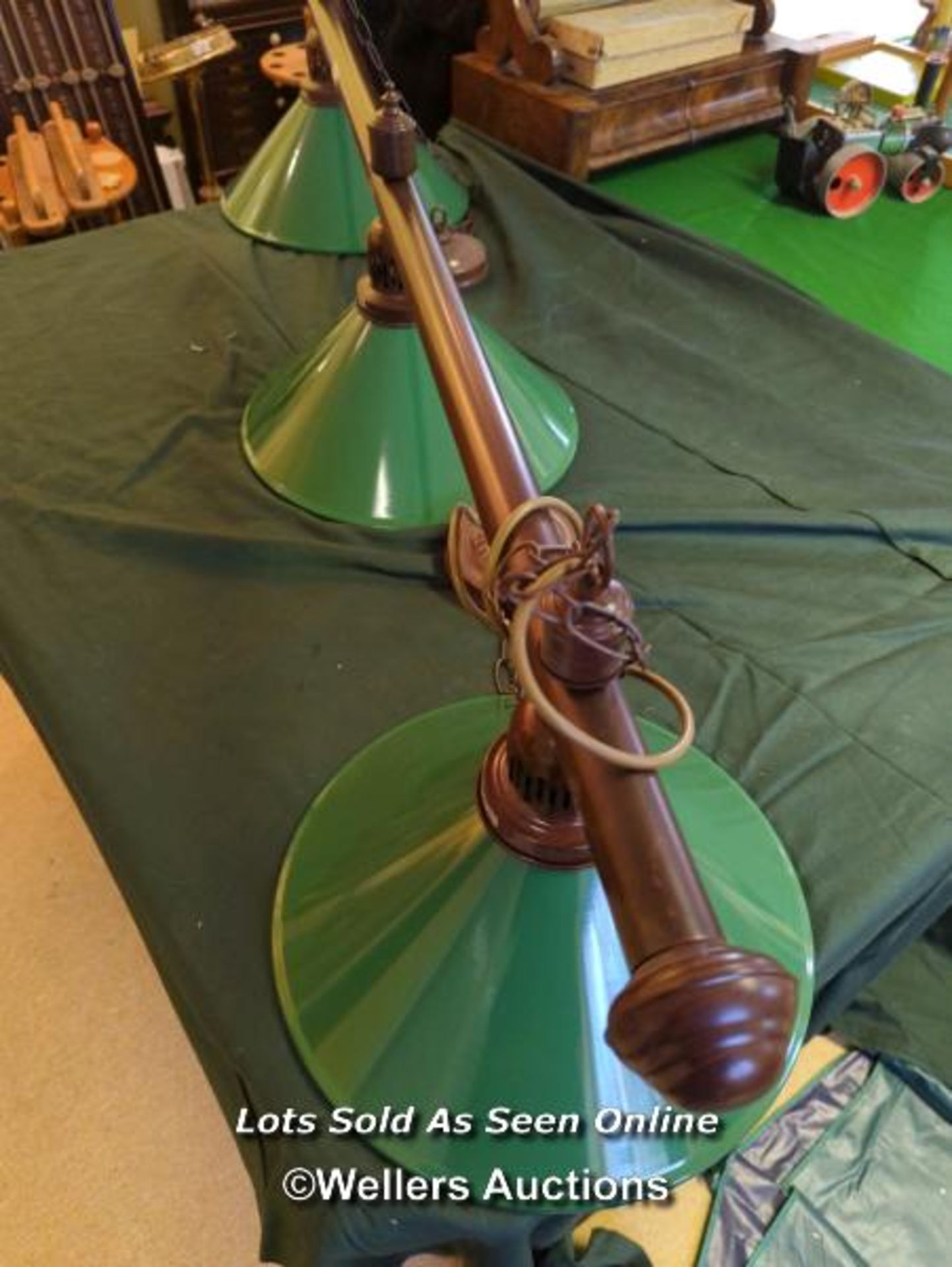 SNOOKER TABLE OVERHEAD LIGHT WITH THREE GREEN METAL SHADES / 145CM (L) [THIS LOT WILL NEED - Image 3 of 6