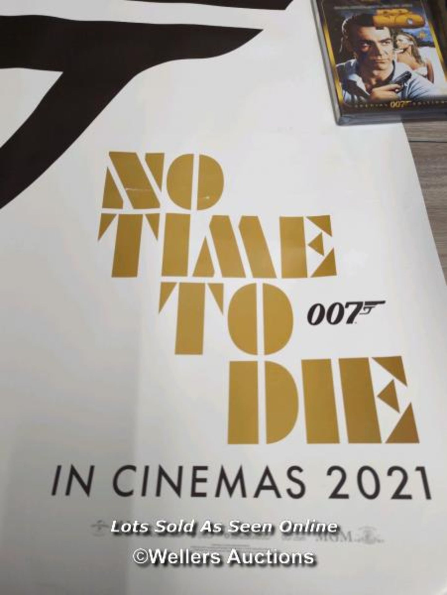 JAMES BOND - NO TIME TO DIE CINEMA POSTER, 100 X 76.5CM WITH A NEW & SEALED DVD OF DRY NO - Image 3 of 3
