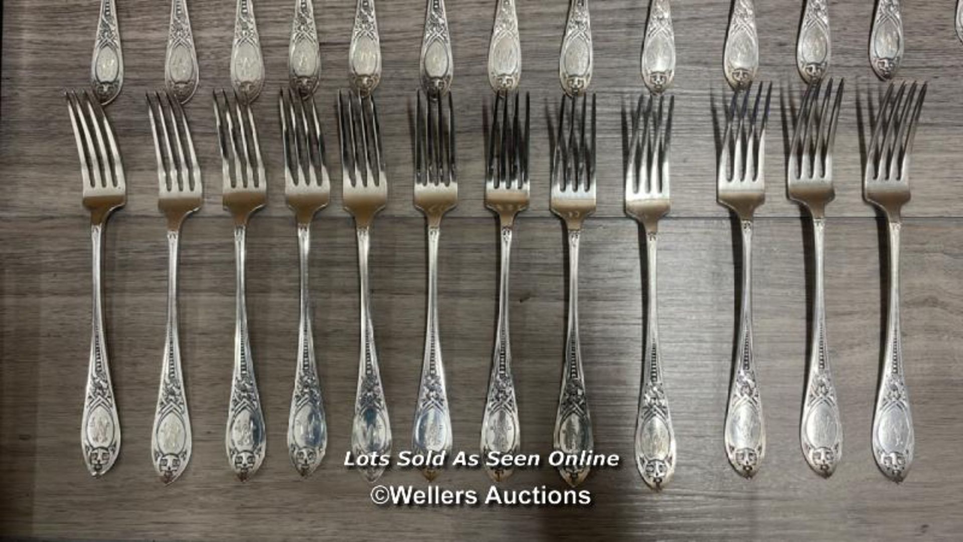 A CONTINENTAL SILVER PART DINNER SERVICE MAINLY BY WESSMANN INCLUDING A LARGE SERVING SPOON 37CM - Image 2 of 13