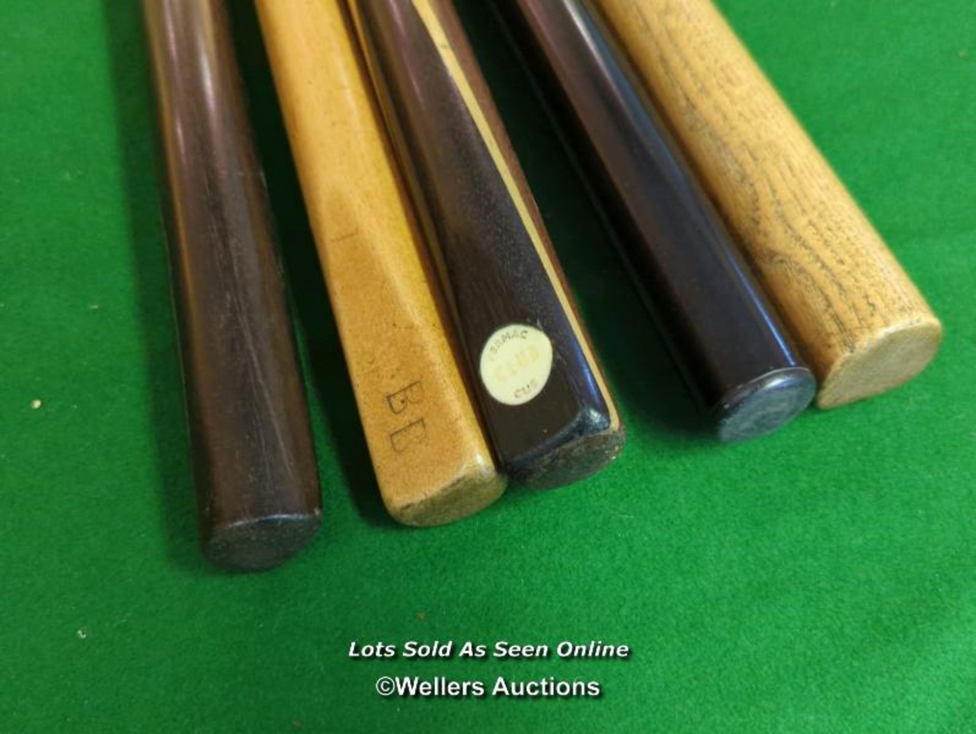 4X BILLIARD CUES AND A REST INC. PERMAC CLUB, ONE CUE IS TELESCOPIC [THIS LOT WILL NEED COLLECTING - Image 2 of 5