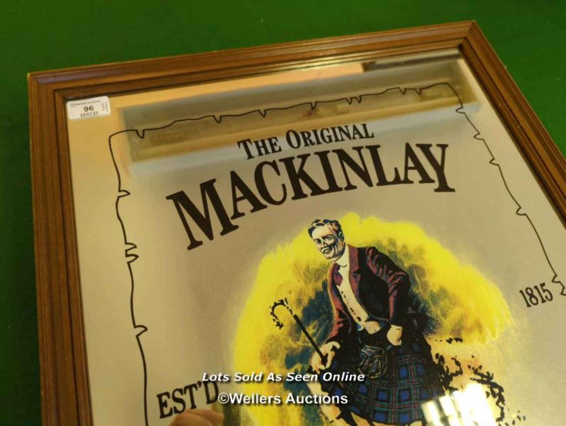 THE ORIGINAL MACKINLAY FINEST SCOTCH WHISKY' MIRRORD PICTURE / 50CM (W) X 66CM (H) [THIS LOT WILL - Image 2 of 4