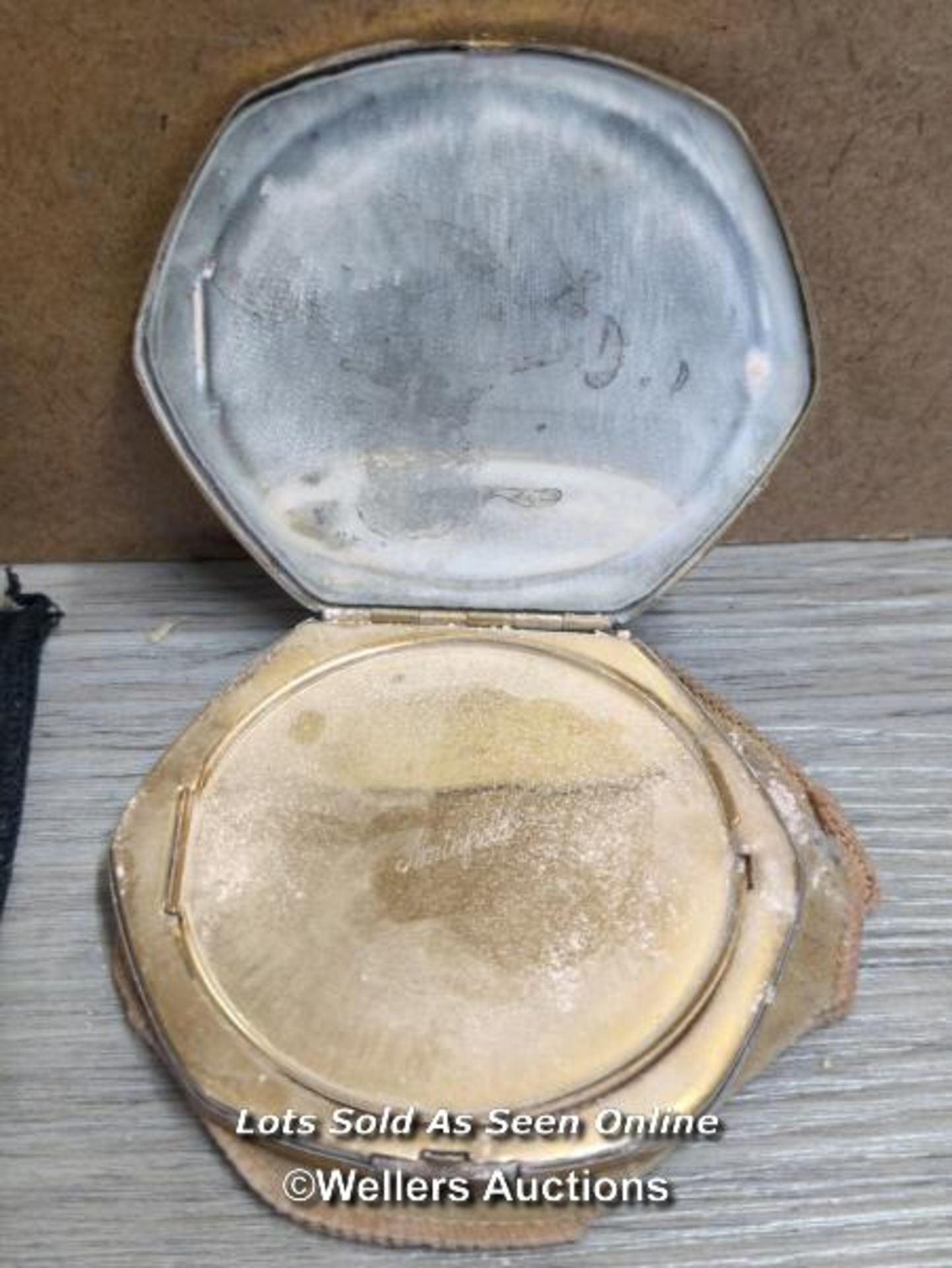 TWO VINTAGE POWDER COMPACTS - Image 4 of 5
