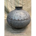 *GALVANISED RIVETED WATER POT - 30CM H / ITEM LOCATION: GUILDFORD, GU14SJ (WELLERS AUCTIONS),