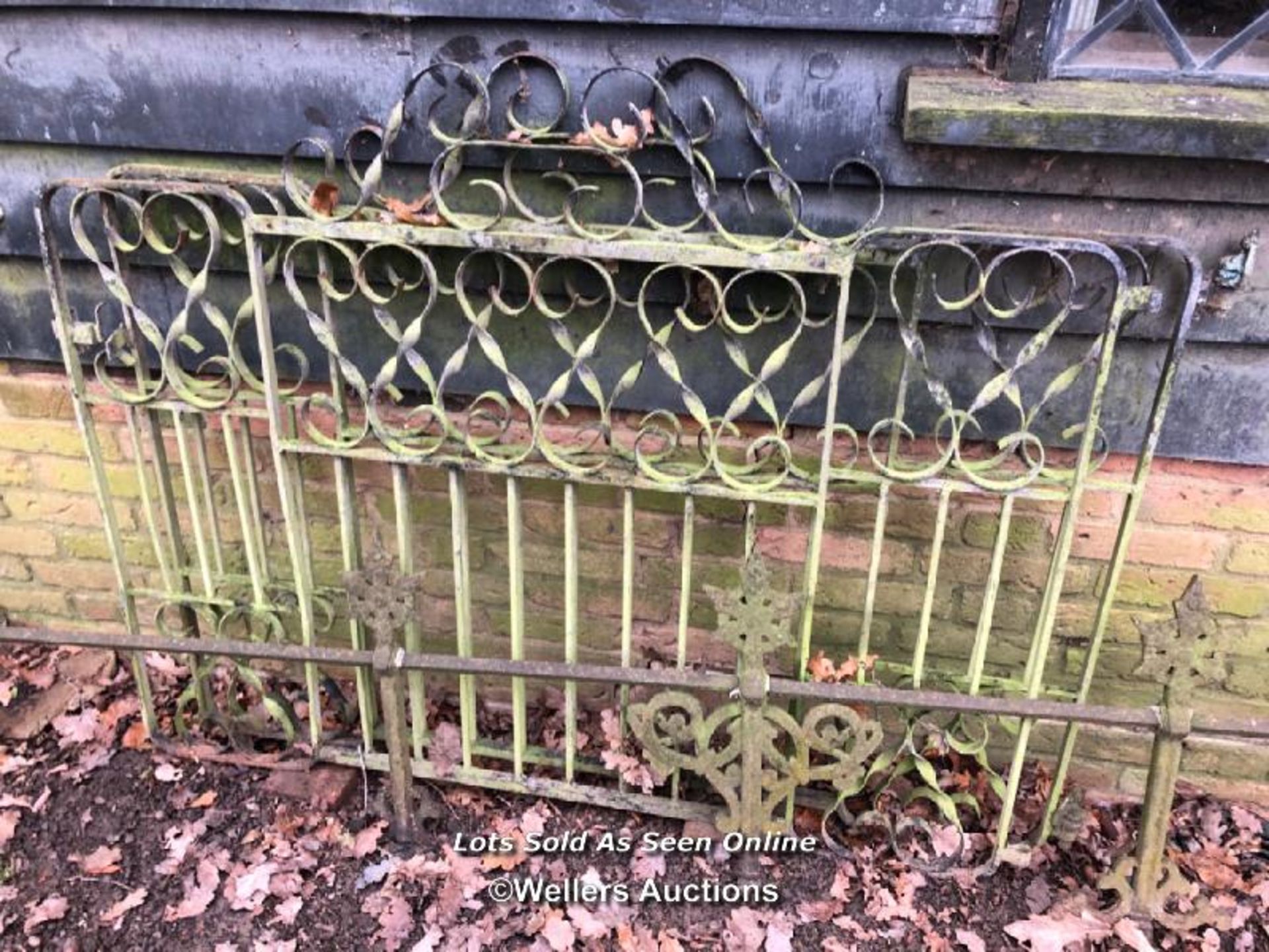 *PAIR OF MILD STEEL GATES, 110CM (H) XZ 142CM (L) / ITEM LOCATION: GU8, FULL ADDRESS WILL BE GIVEN