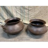 *X2 HANDI COOKING POTS, ONE WITH HANDLES - 24CM H X 35CM DIA / ITEM LOCATION: GUILDFORD, GU14SJ (