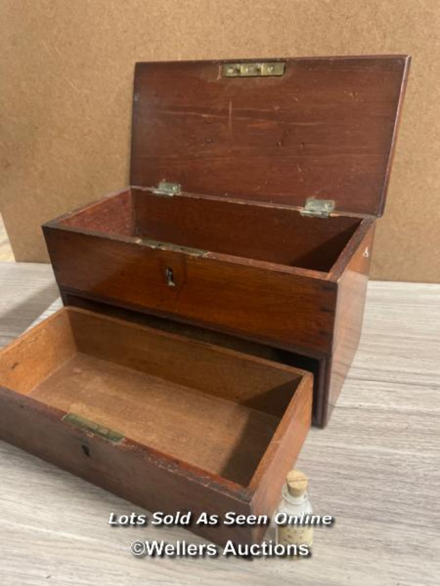 *ANTIQUE 19TH CENTURY GEORGIAN MAHOGANY APOTHECARY CHEMISTS BOX