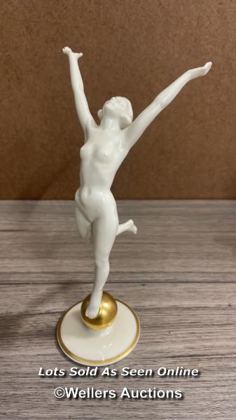 HUTSCHENREUTHER PORCELAIN FIGURE, MODELLED BY KARL TUTTER (1883-1969), AS A NAKED FEMALE DANCER